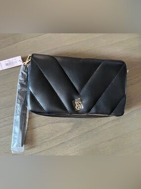 Victorias Secret Quilted Black Wristlet Clutch